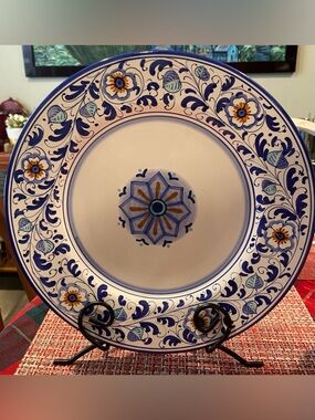 Williams Sonoma Hand-Painted Decorative Ceramic Charger Plate in Blue and White